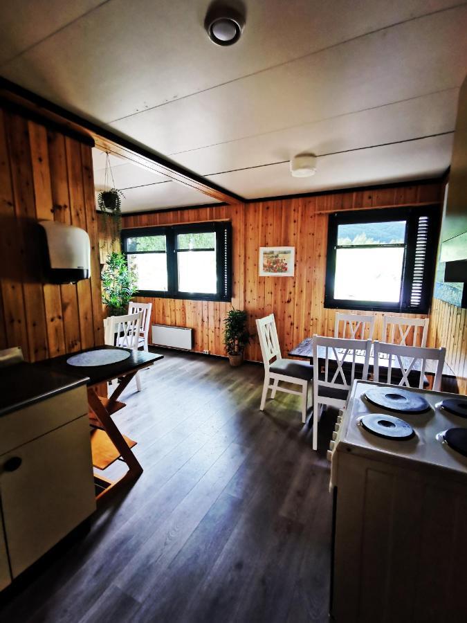 Tommerneset Camping Hotell Innhavet Exteriör bild